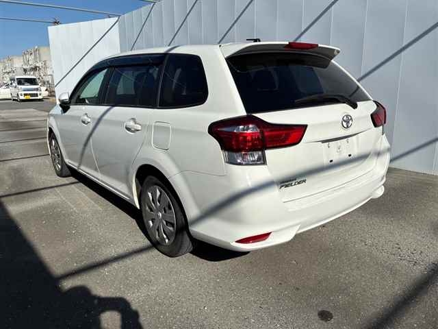 TOYOTA COROLLA FIELDER