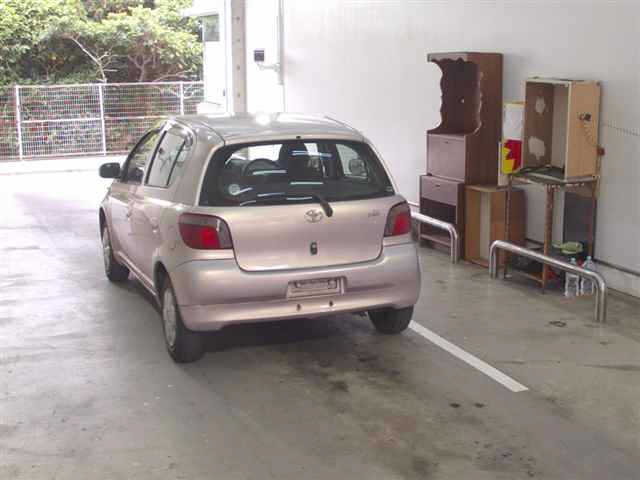 TOYOTA VITZ
