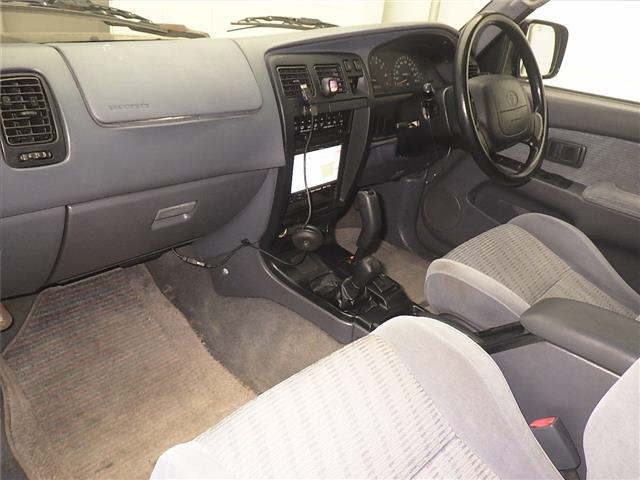 TOYOTA HILUX SURF