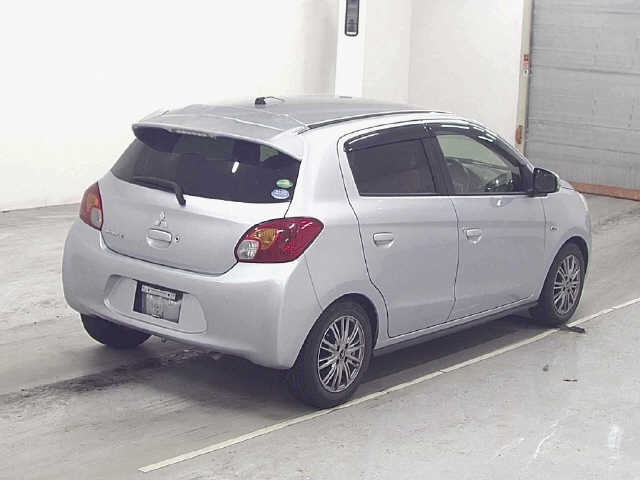 MITSUBISHI MIRAGE