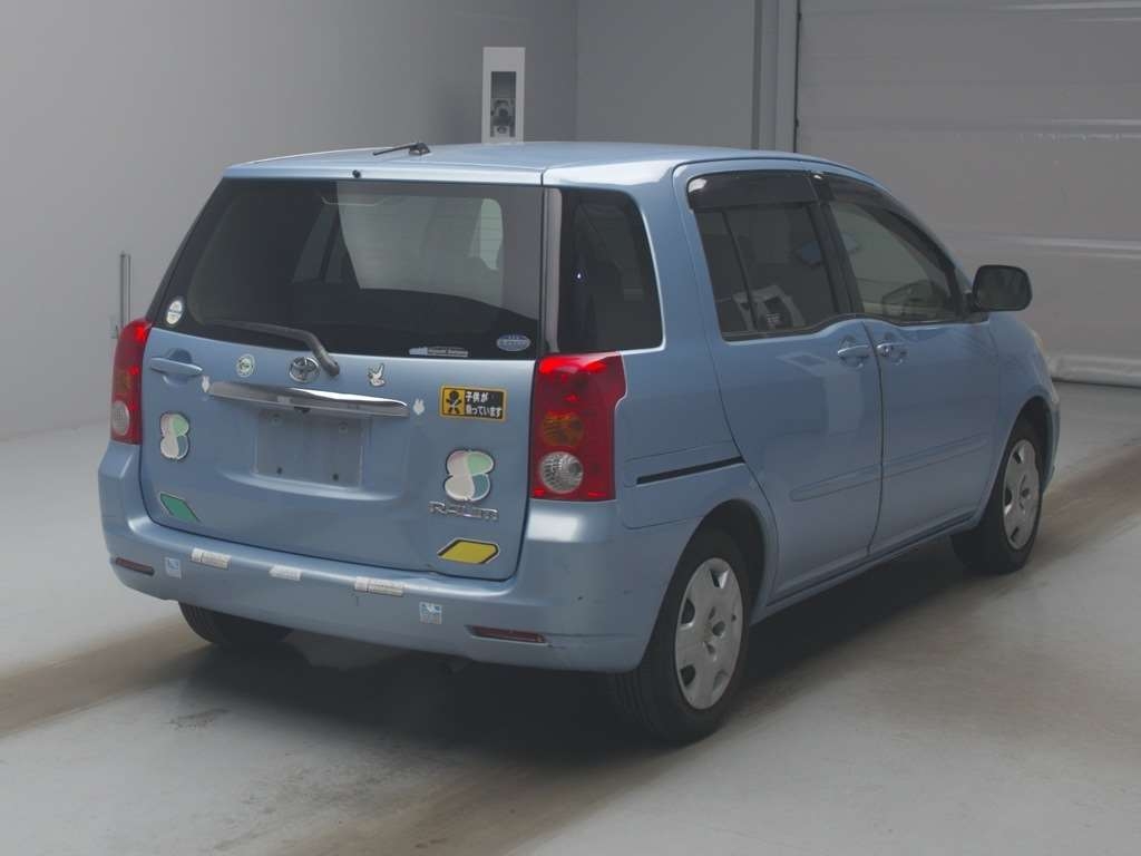 TOYOTA RAUM
