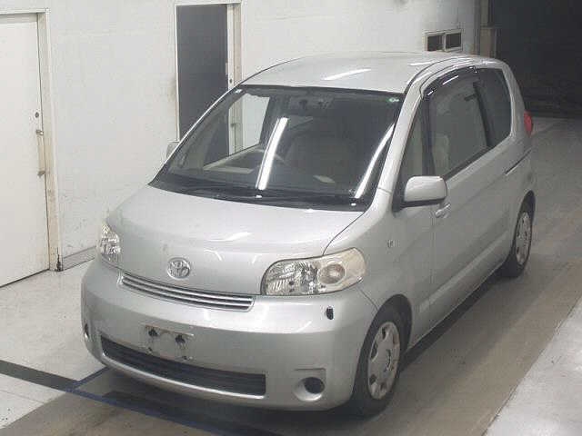 TOYOTA PORTE
