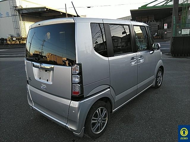 HONDA N-BOX+