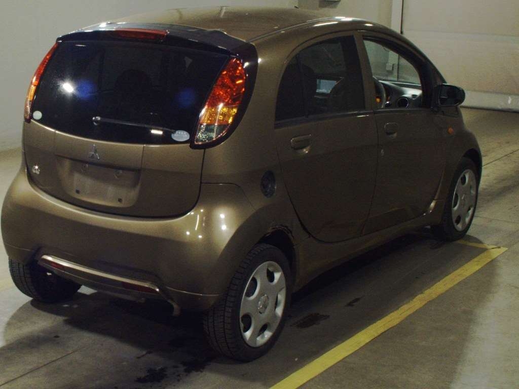 MITSUBISHI I