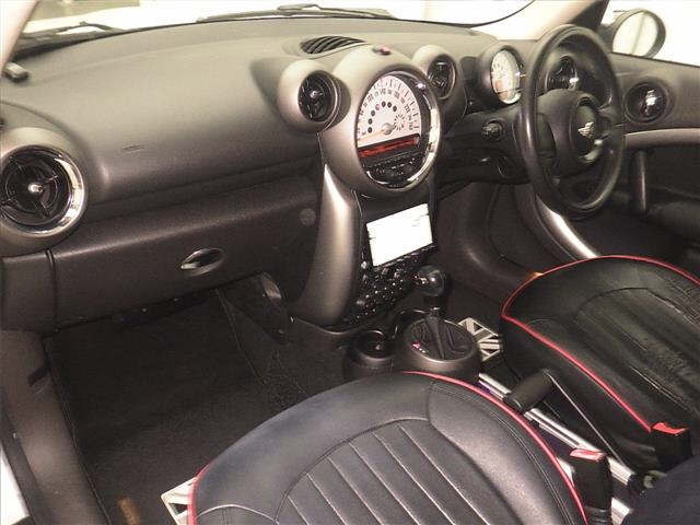 MINI CROSSOVER