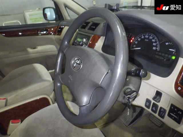 TOYOTA IPSUM