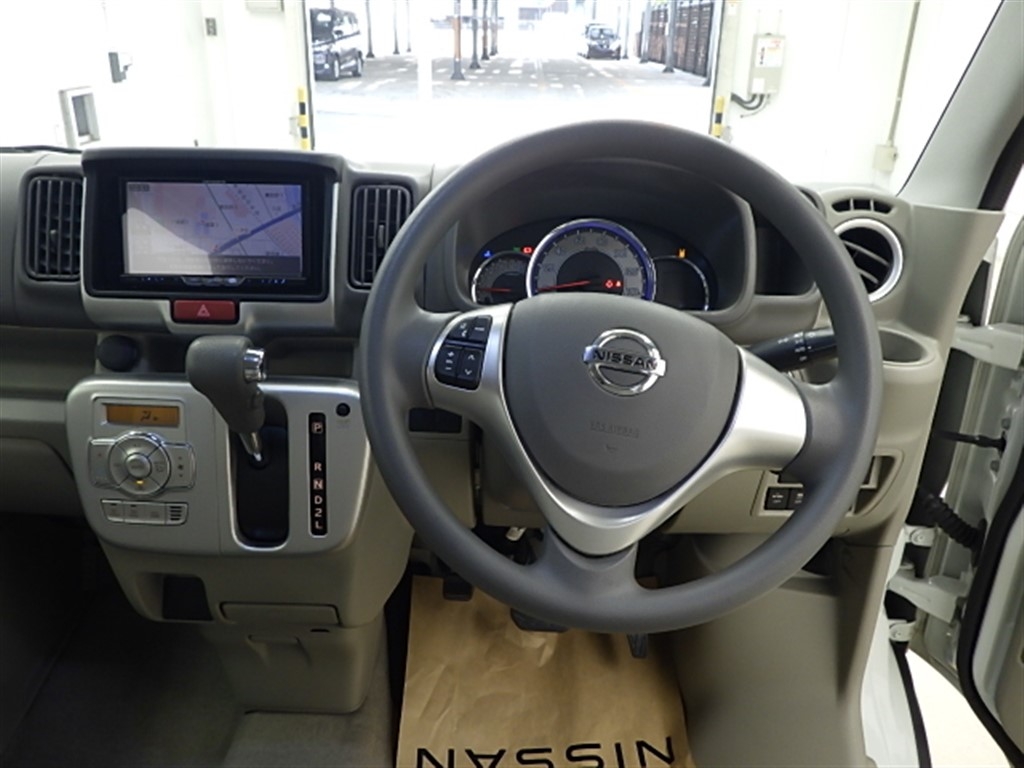 NISSAN NV100 CLIPPER