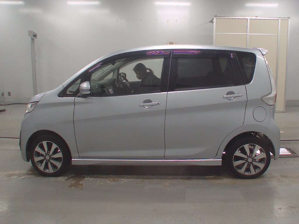 MITSUBISHI EK CUSTOM