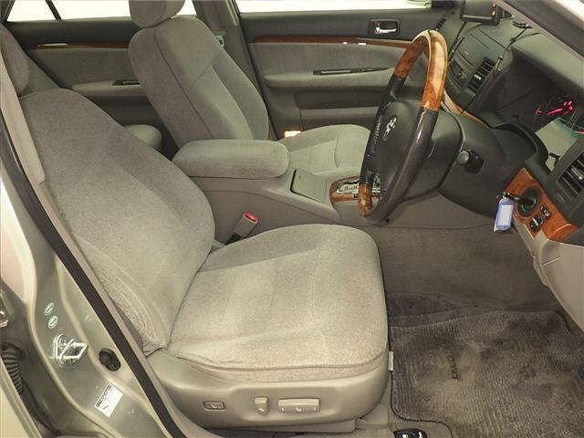 TOYOTA MARK II