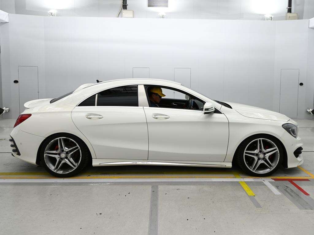 MERCEDES-BENZ CLA-CLASS