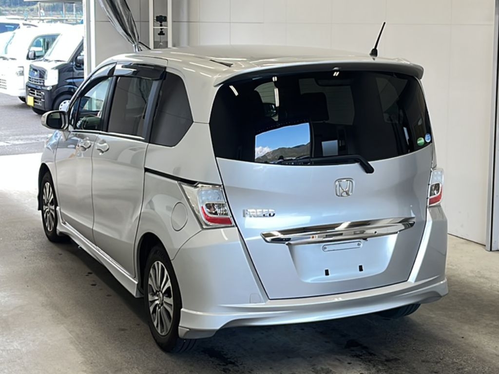 HONDA FREED