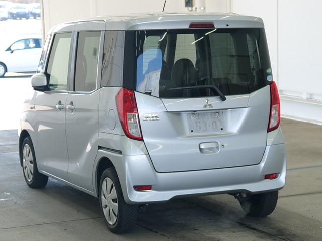 MITSUBISHI EK SPACE