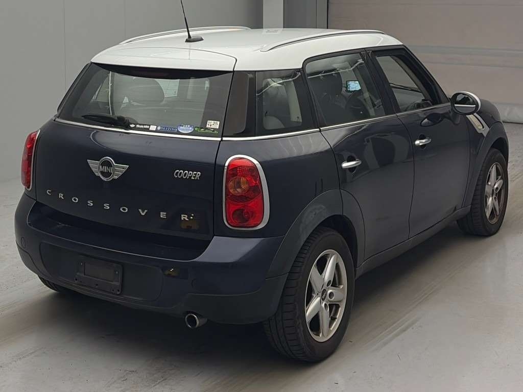 MINI CROSSOVER