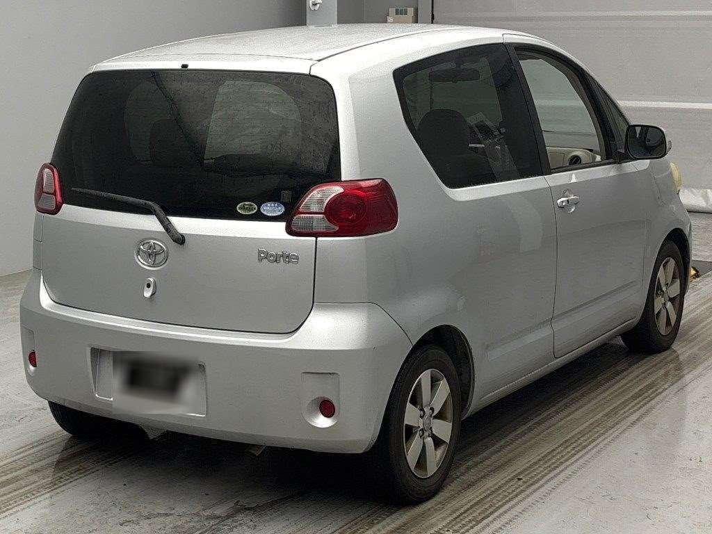 TOYOTA PORTE
