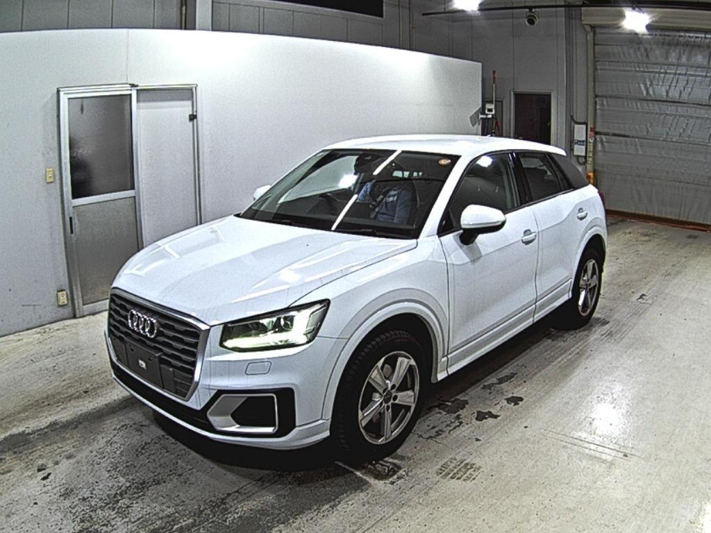 AUDI Q2