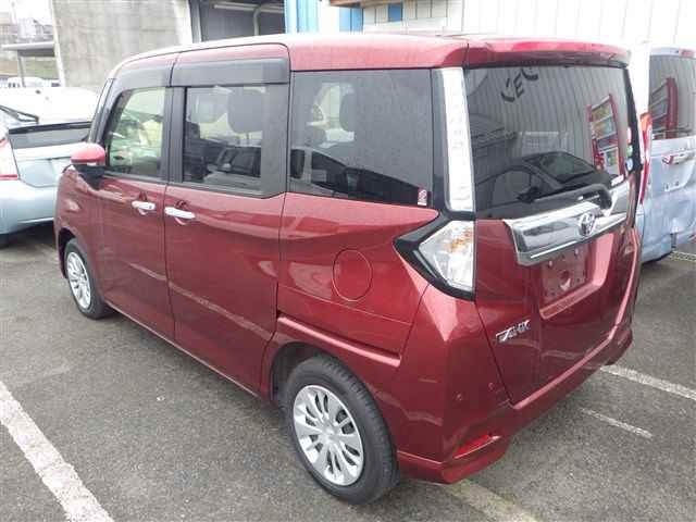 TOYOTA TANK