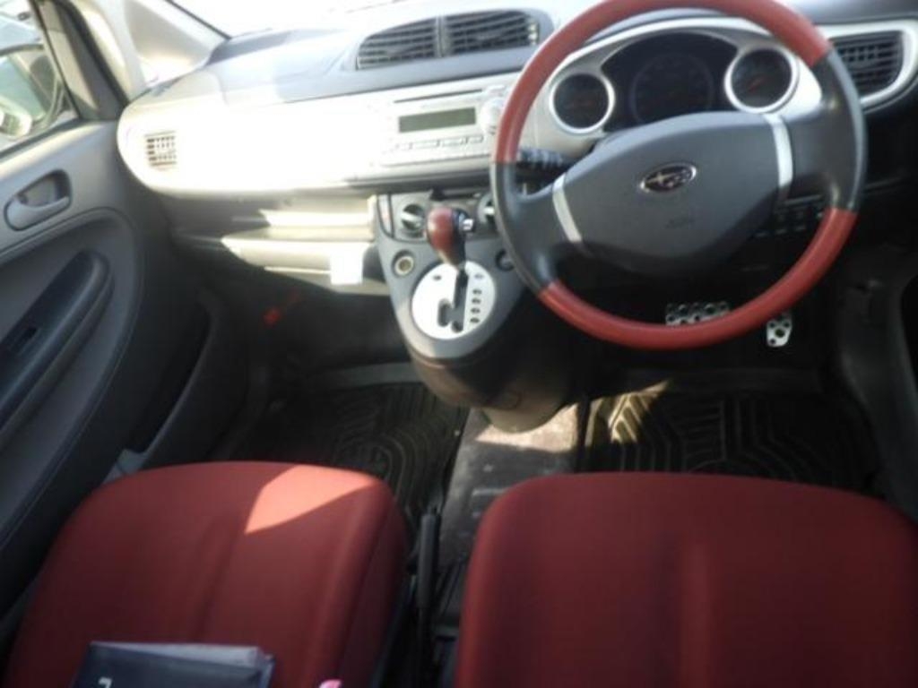 SUBARU R2