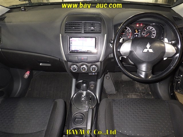 MITSUBISHI RVR