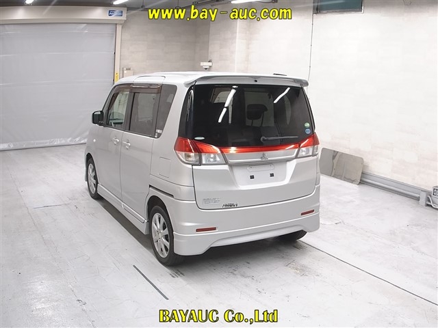 MITSUBISHI DELICA D:2