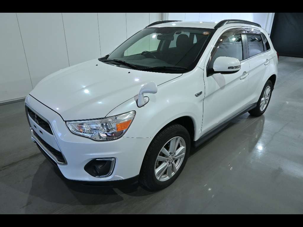 MITSUBISHI RVR