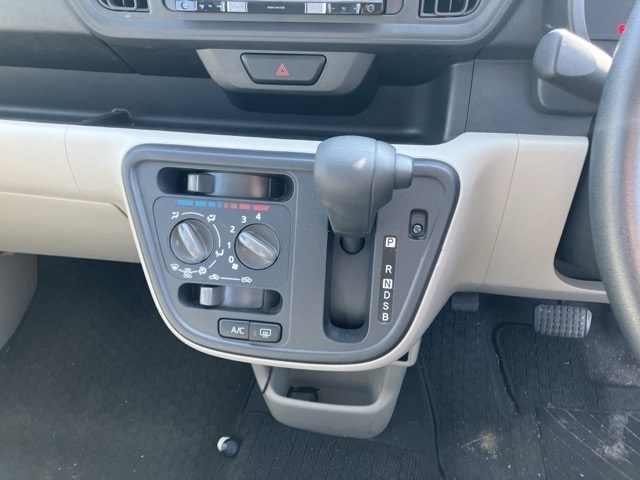 DAIHATSU BOON