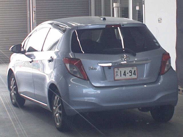 TOYOTA VITZ