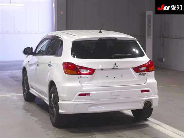 MITSUBISHI RVR