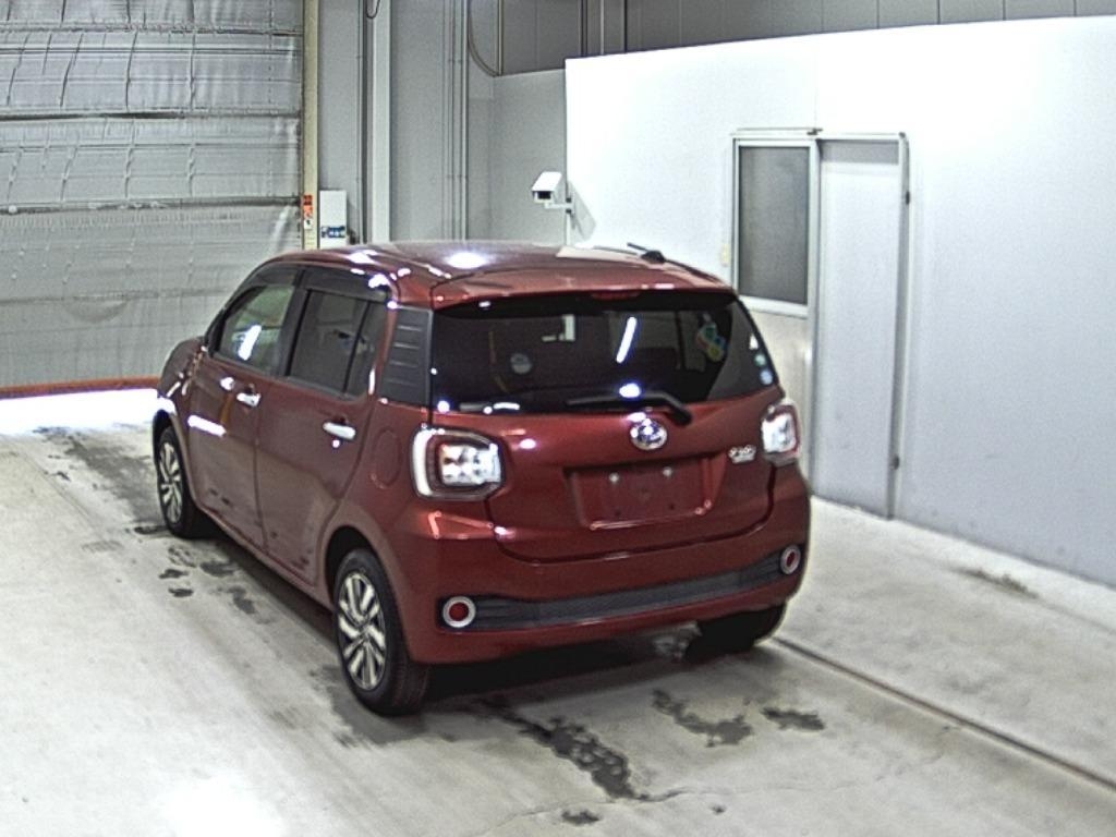 DAIHATSU BOON