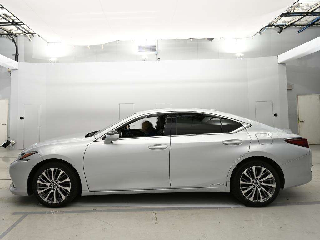 LEXUS ES300H