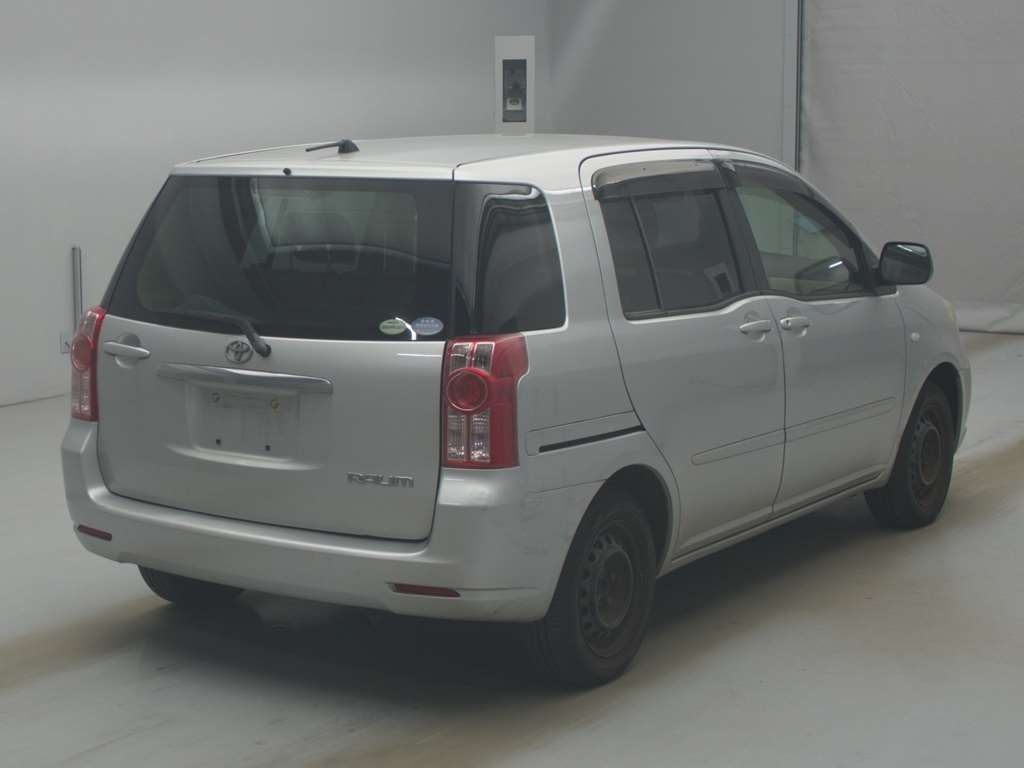 TOYOTA RAUM
