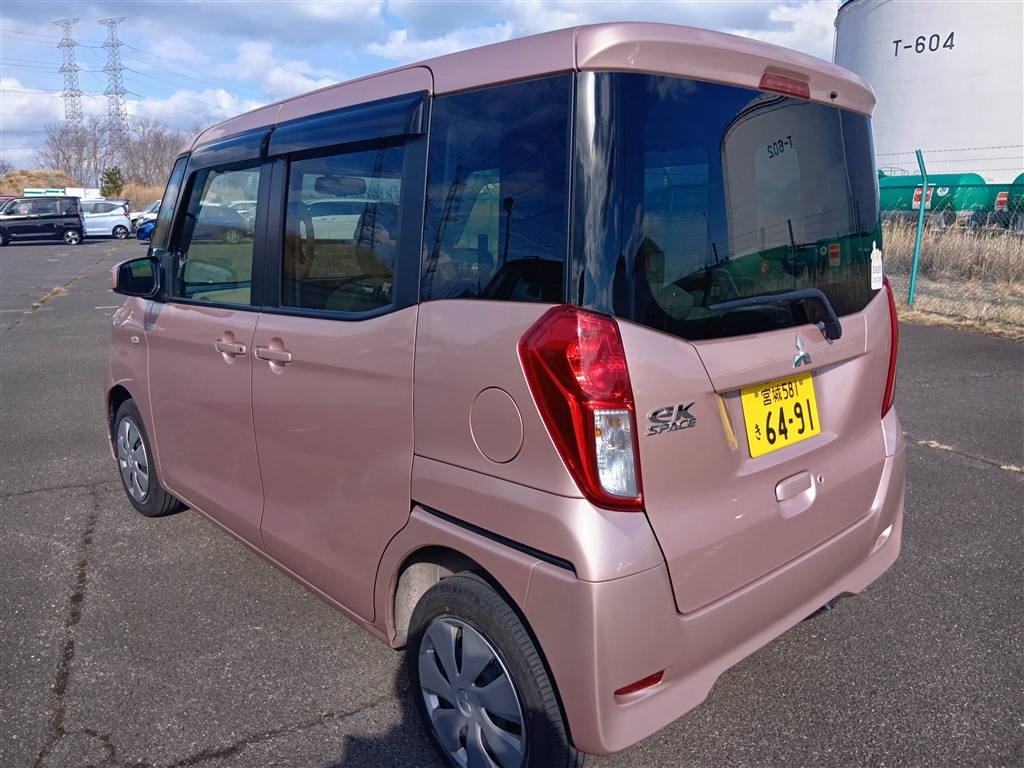 MITSUBISHI EK SPACE