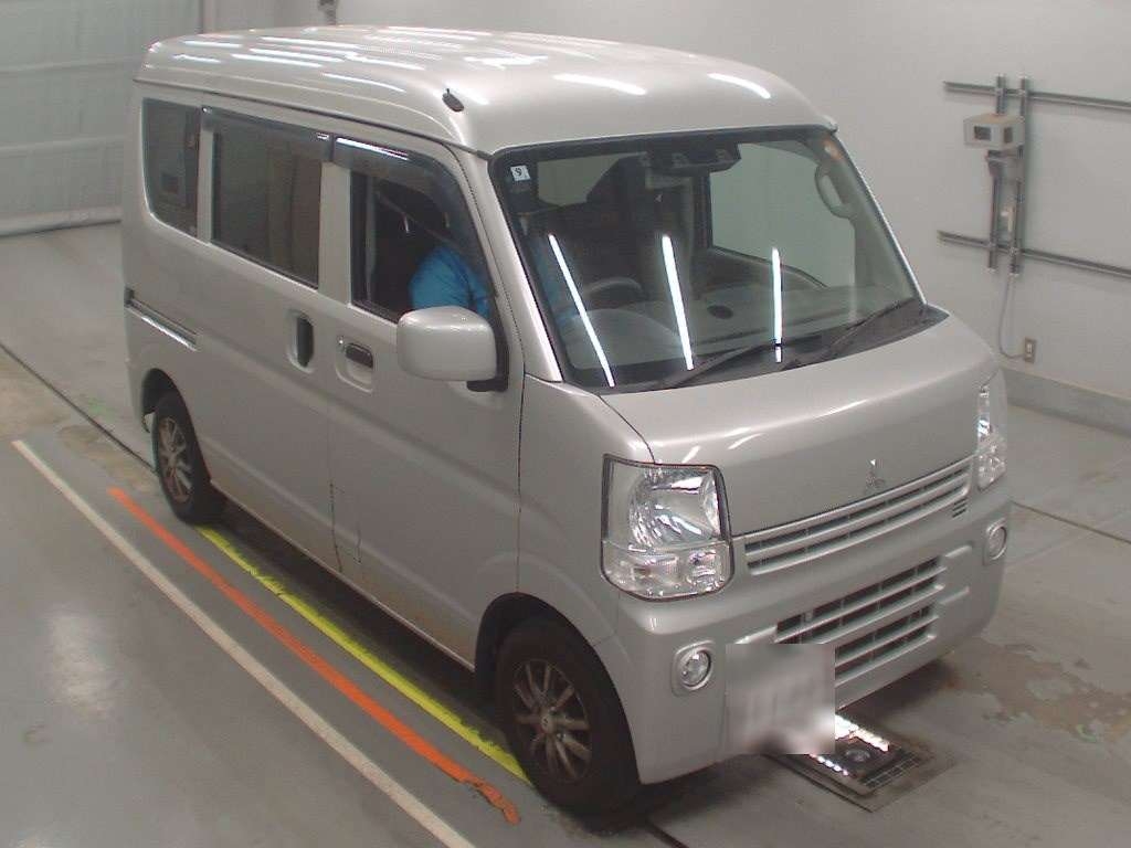 MITSUBISHI MINICAB