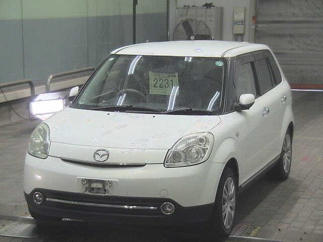 MAZDA VERISA