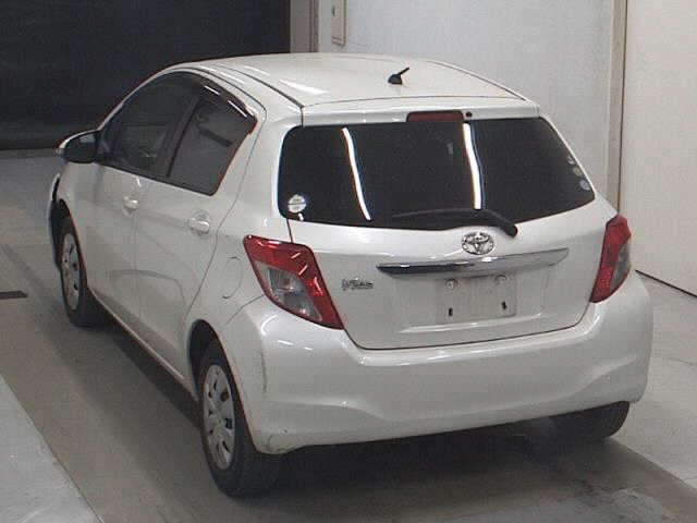 TOYOTA VITZ
