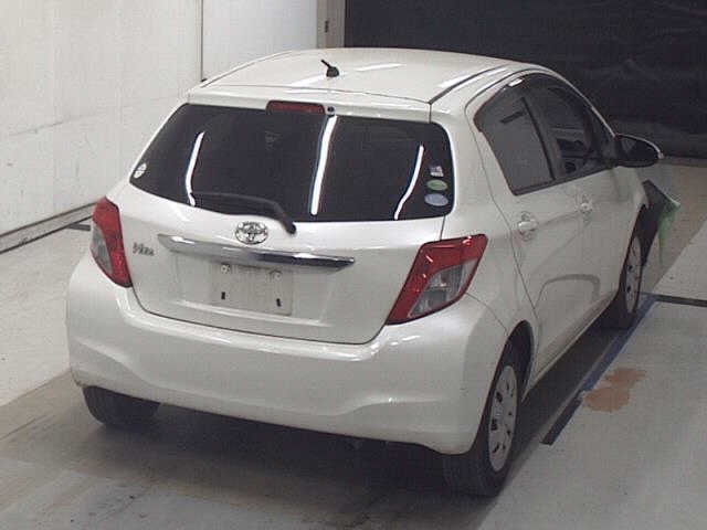 TOYOTA VITZ