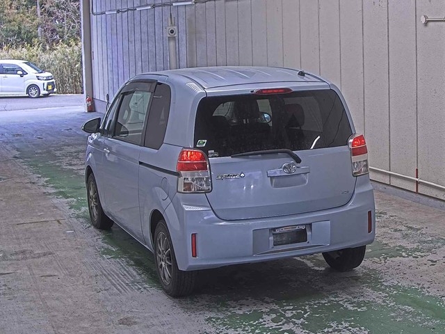 TOYOTA SPADE