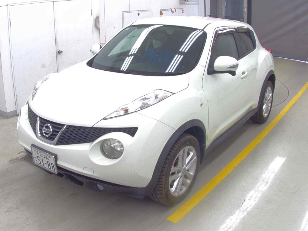 NISSAN JUKE