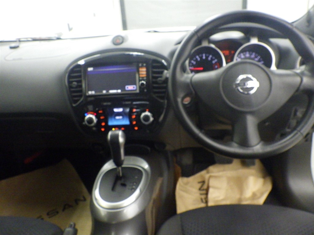 NISSAN JUKE