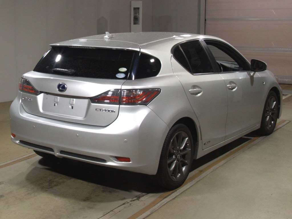 LEXUS CT200H