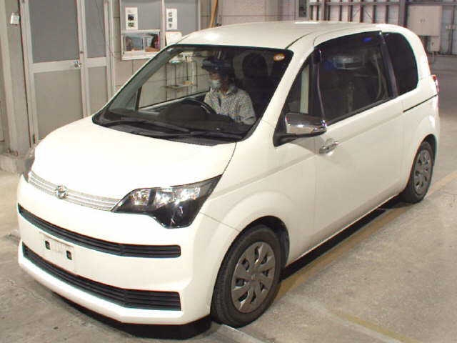 TOYOTA SPADE