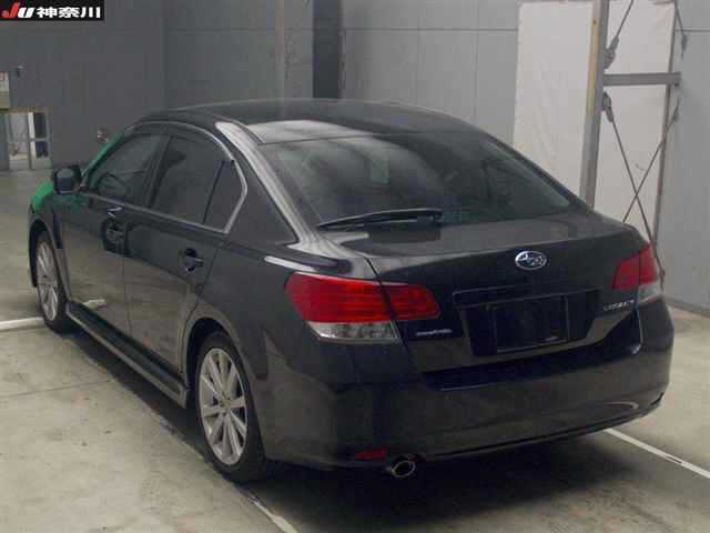 SUBARU LEGACY B4