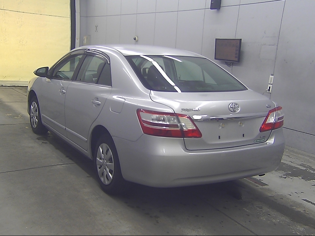 TOYOTA PREMIO