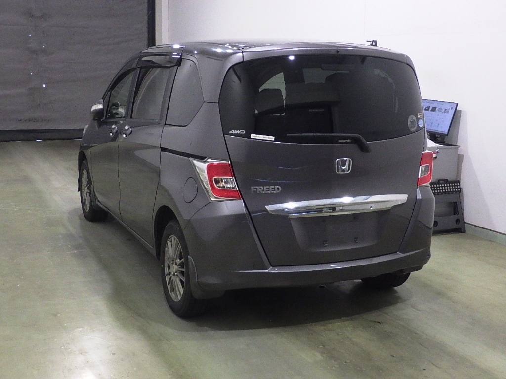 HONDA FREED