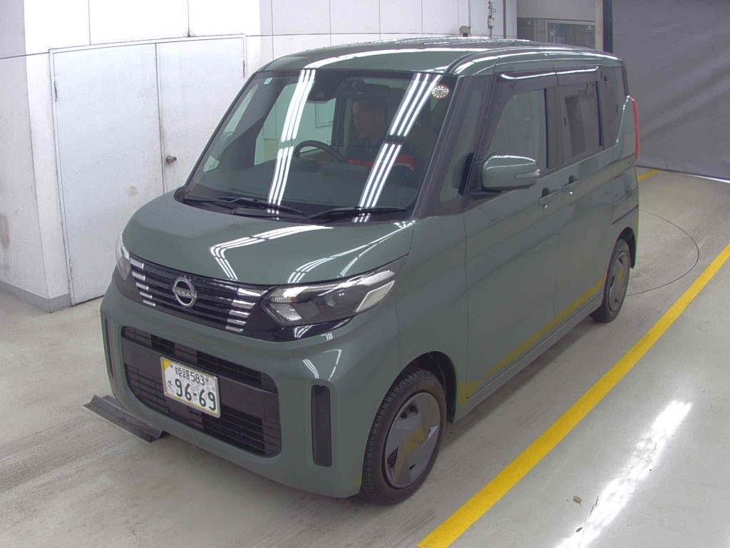 NISSAN ROOX