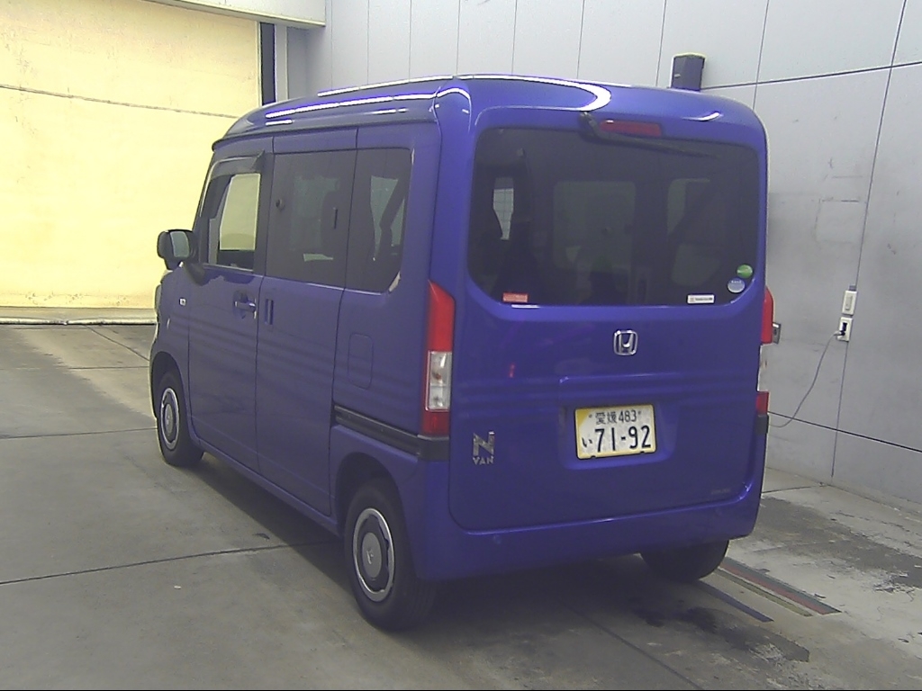 HONDA N-VAN