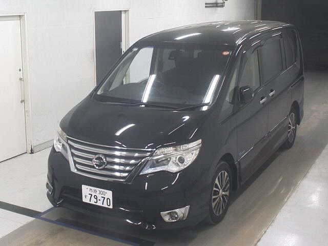 NISSAN SERENA