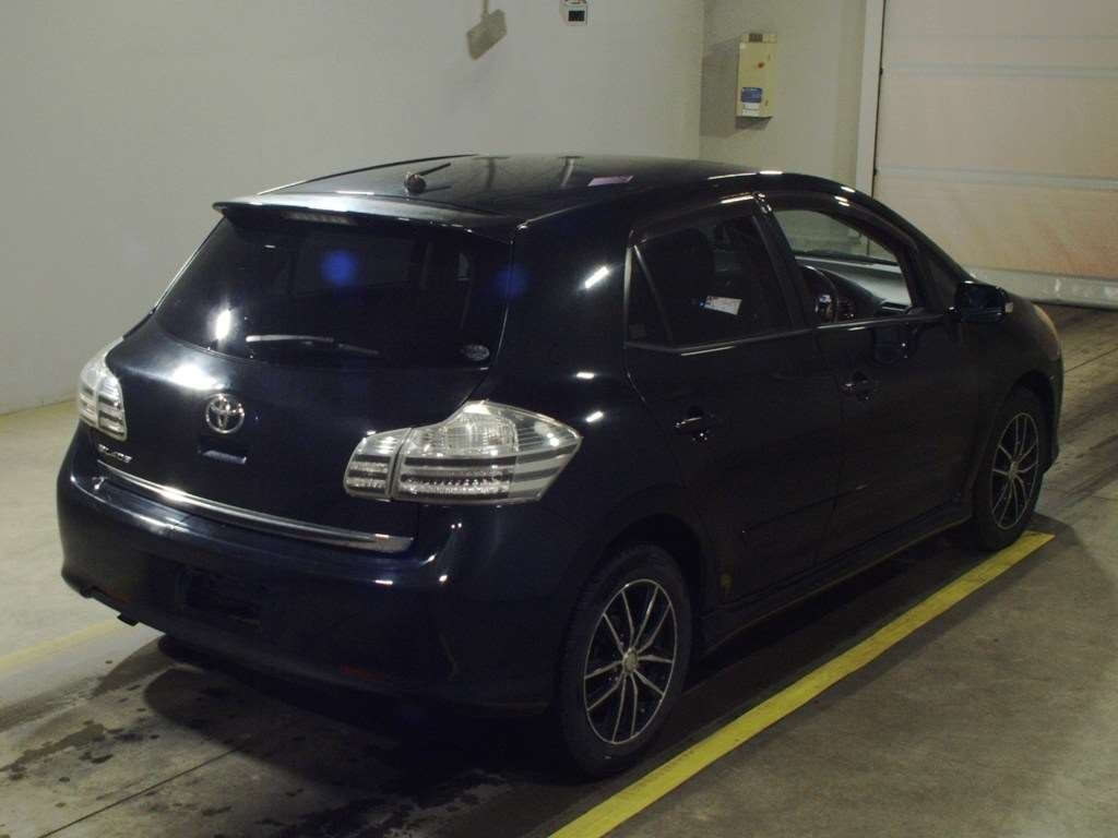 TOYOTA BLADE