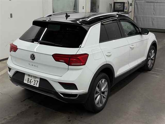 VOLKSWAGEN T-ROC