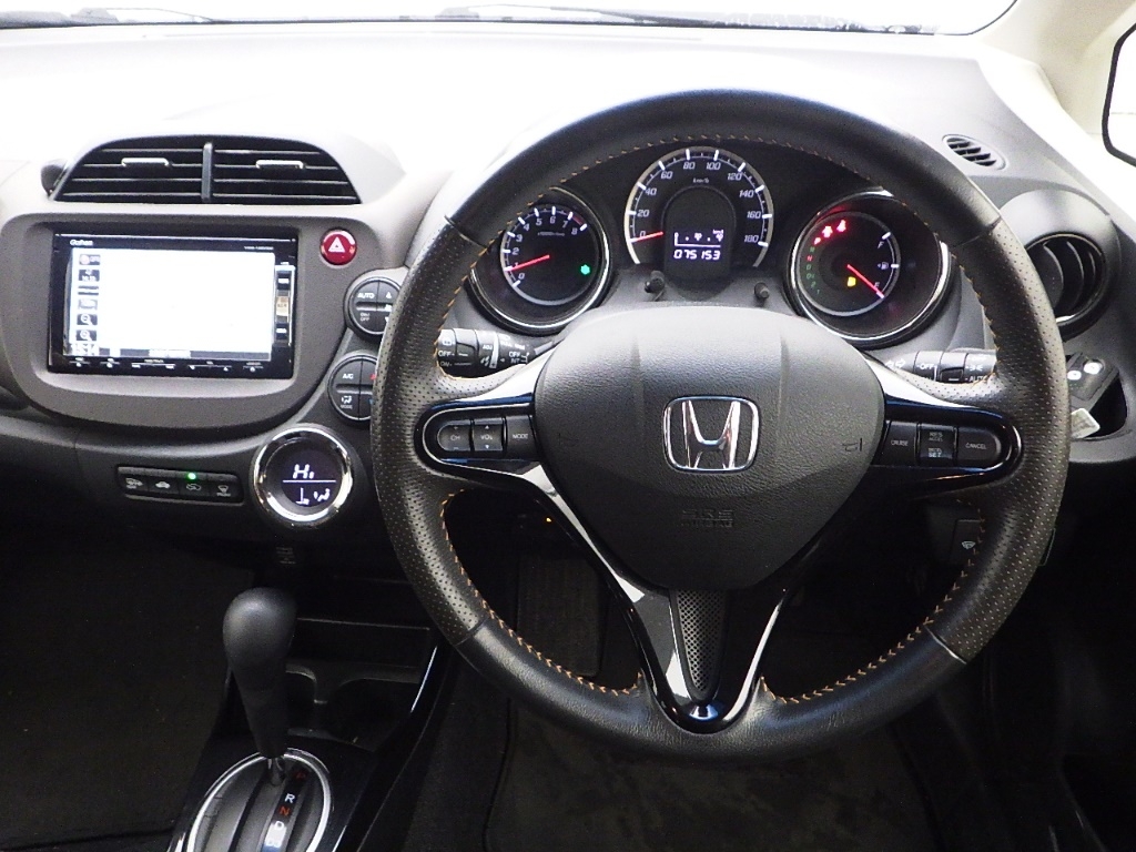 HONDA FIT SHUTTLE