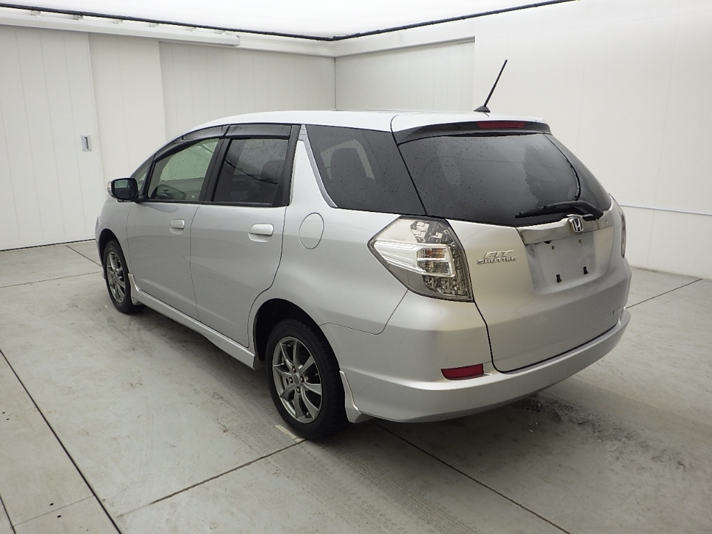 HONDA FIT SHUTTLE